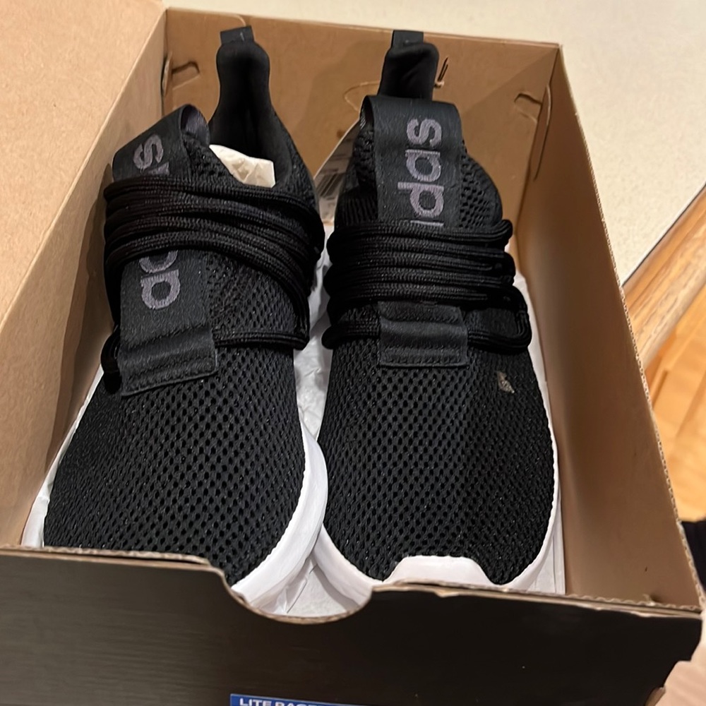 Adidas lite racer black shoes size 5